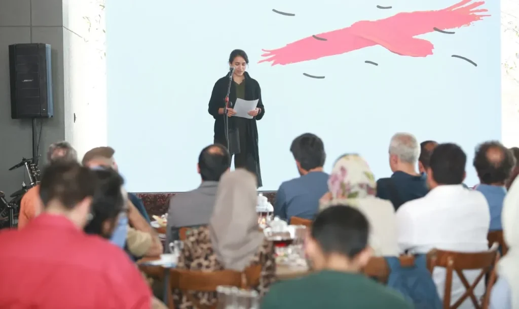 Delaram Eshayeri presenting the jury’s closing statement at the first Homa Environmental Grant event.